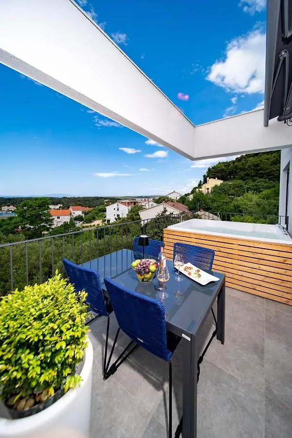 Panorama Suite Dora With Jacuzzi Palit Croatia