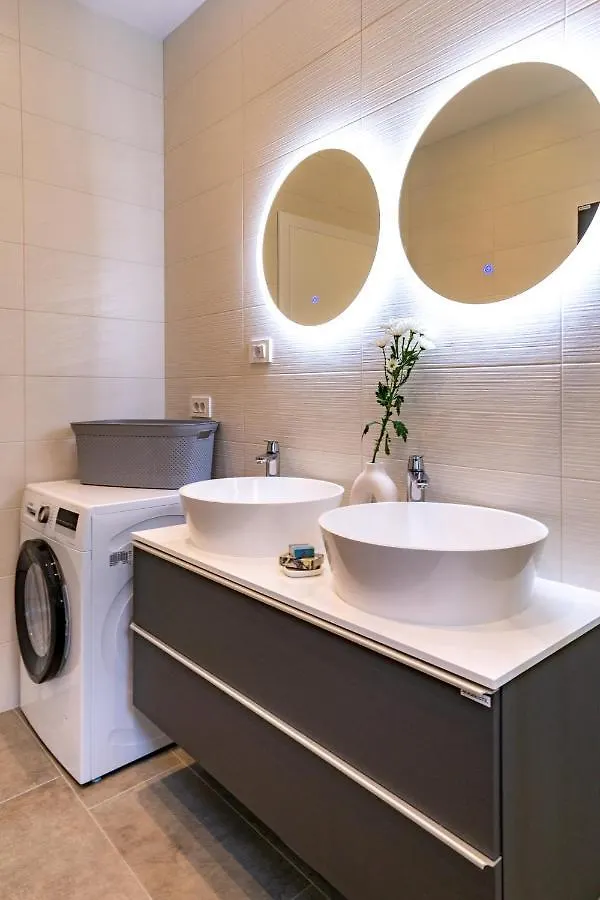 Panorama Suite Dora With Jacuzzi Palit