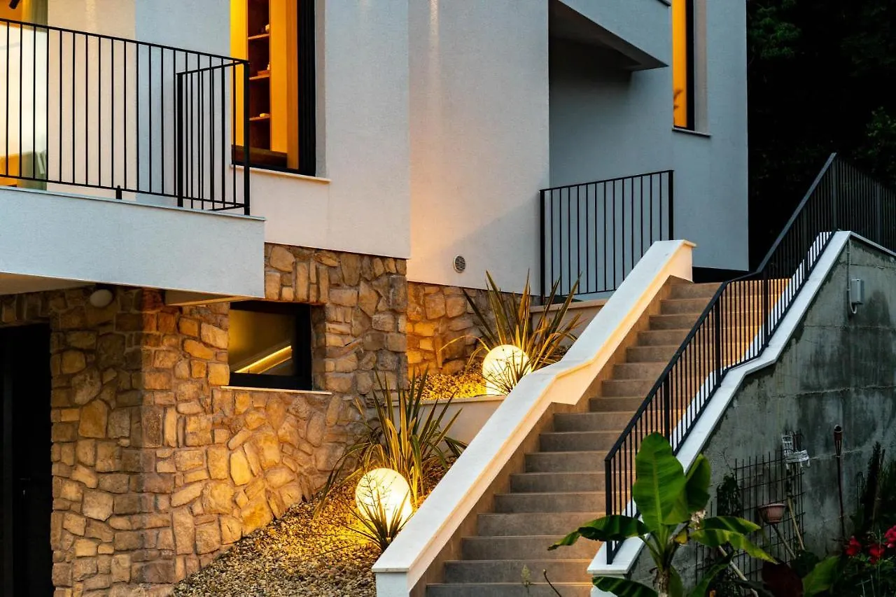 Panorama Suite Dora With Jacuzzi Palit 0*,