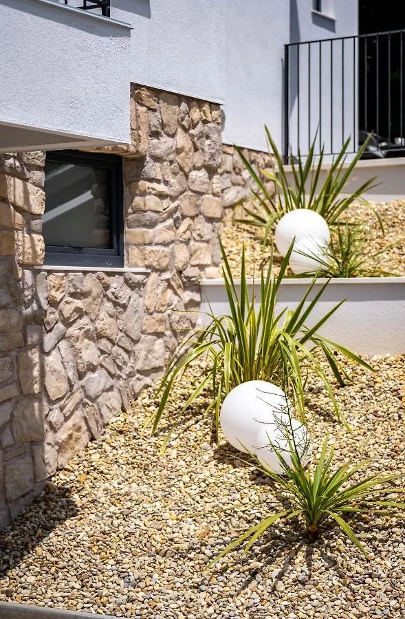 Panorama Suite Dora With Jacuzzi Palit 0*,