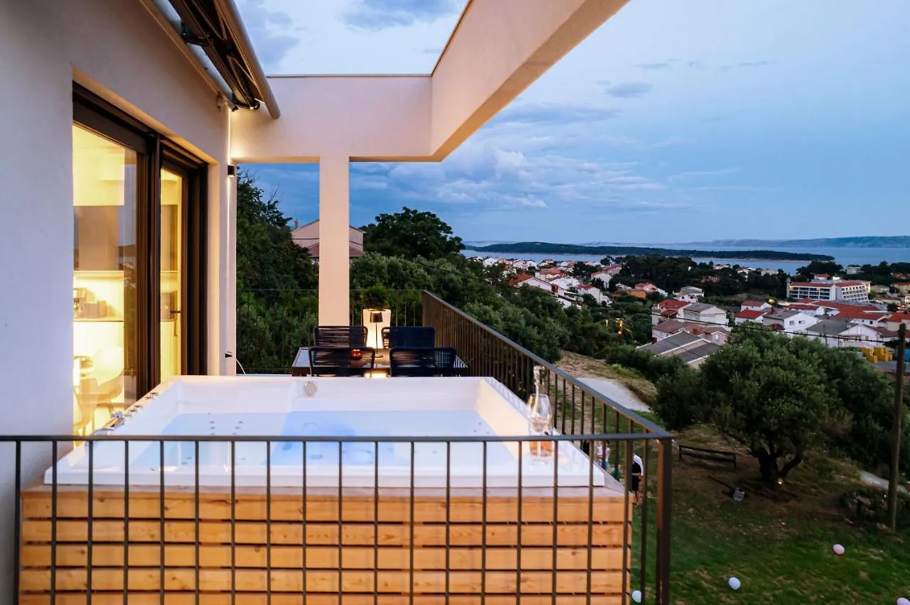 Panorama Suite Dora With Jacuzzi Palit Apartment